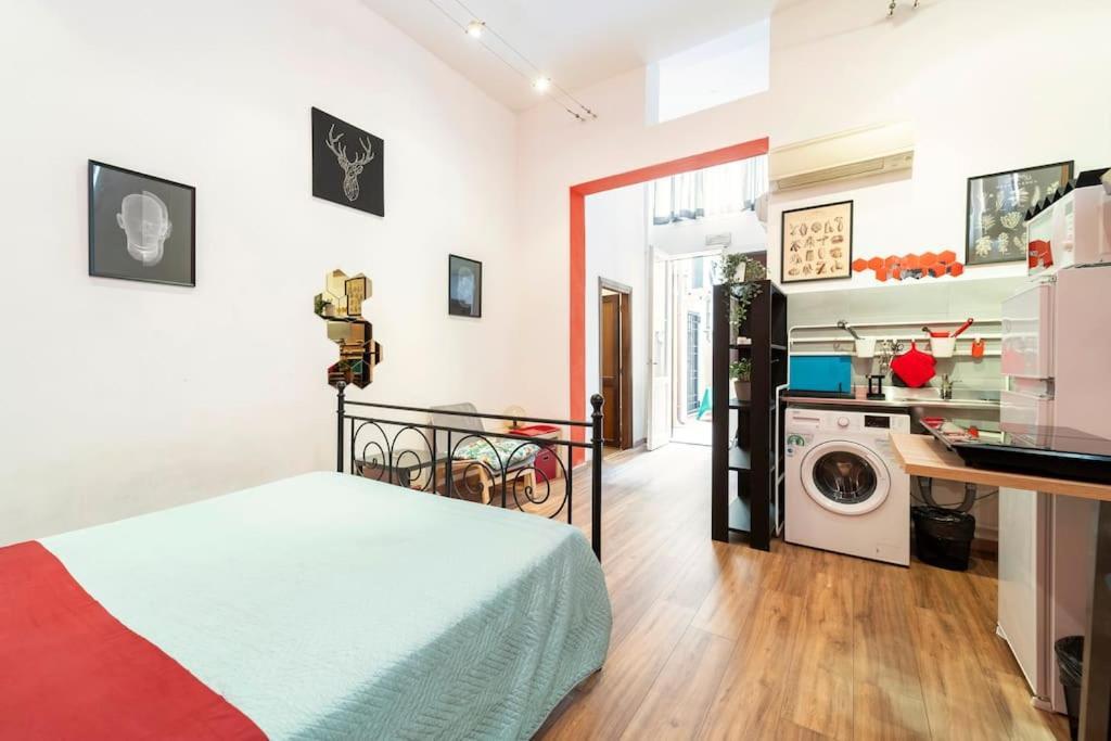 Central And Cozy Loft With Courtyard ボローニャ エクステリア 写真